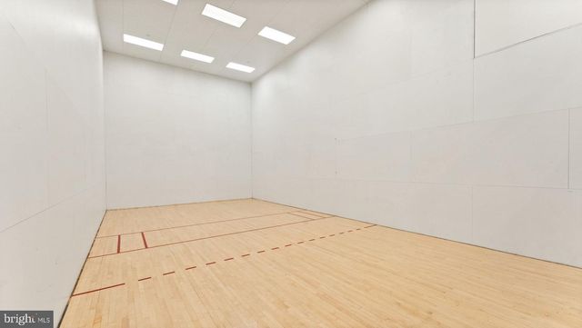 20811 FENWICK DR, Ashburn, VA 20147