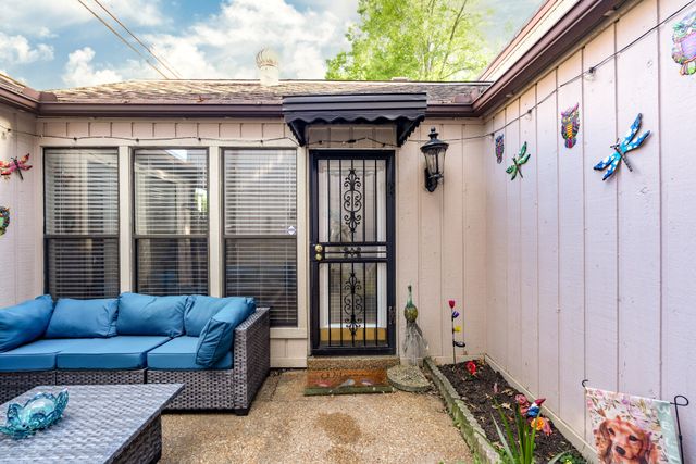 130 Saddle Tree Court, Hermitage, TN 37076