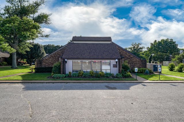 130 Saddle Tree Court, Hermitage, TN 37076