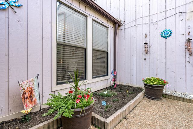 130 Saddle Tree Court, Hermitage, TN 37076