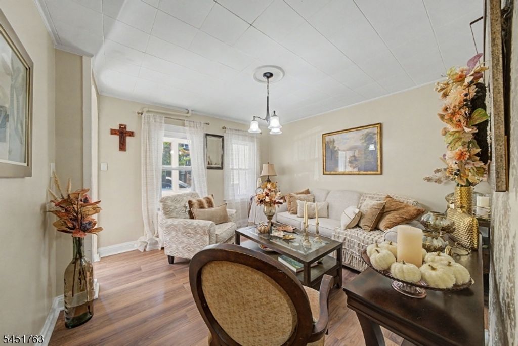 315 Elizabeth St, City Of Orange Twp., NJ 07050 — photo 5