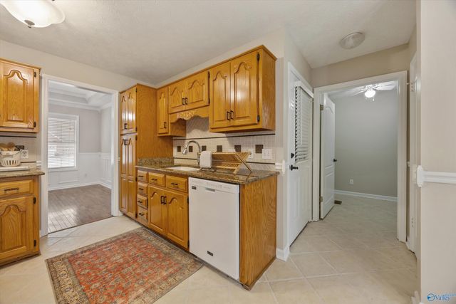 26517 Lydia Joe Drive, Athens, AL 35613