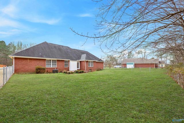 26517 Lydia Joe Drive, Athens, AL 35613