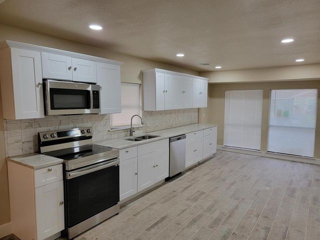2512 12th Street, Houston, TX 77547