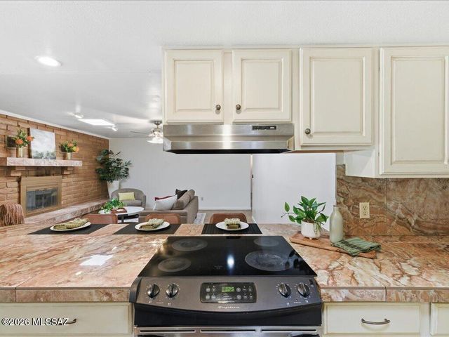 8234 E Big Horn Trail, Tucson, AZ 85750