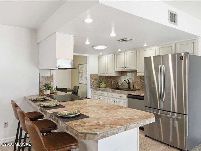 8234 E Big Horn Trail, Tucson, AZ 85750
