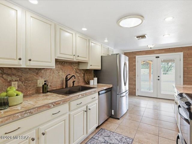 8234 E Big Horn Trail, Tucson, AZ 85750