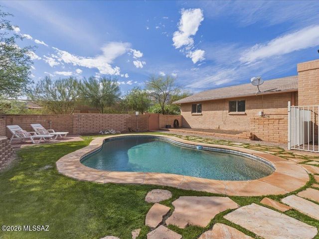 8234 E Big Horn Trail, Tucson, AZ 85750