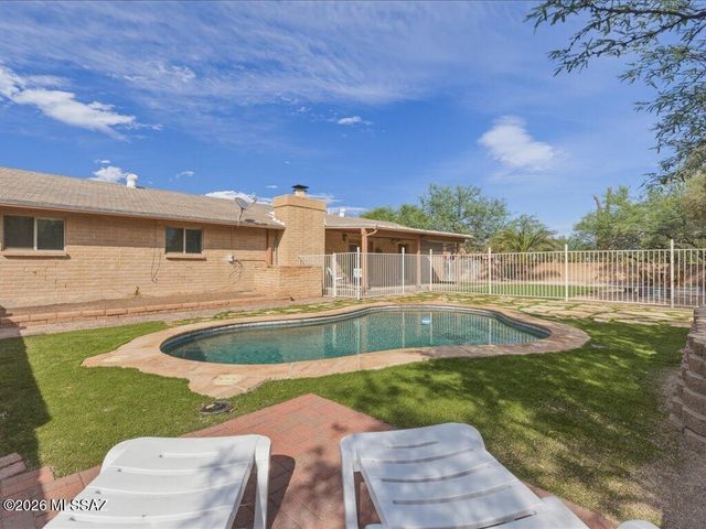8234 E Big Horn Trail, Tucson, AZ 85750