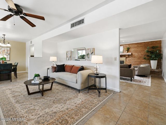 8234 E Big Horn Trail, Tucson, AZ 85750