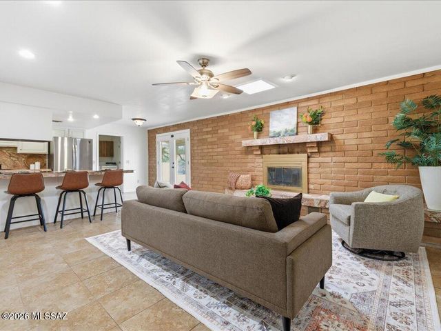 8234 E Big Horn Trail, Tucson, AZ 85750