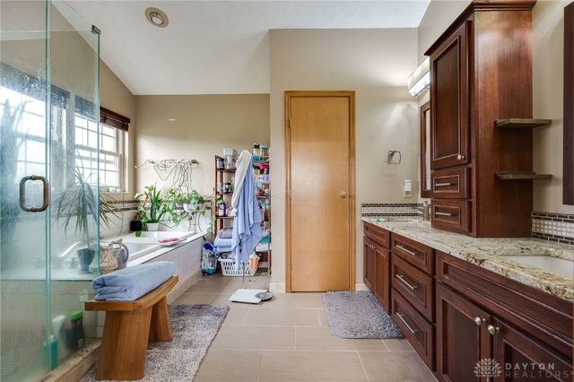 6322 Ring Neck Drive, Dayton, OH 45424