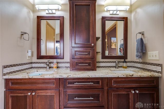 6322 Ring Neck Drive, Dayton, OH 45424