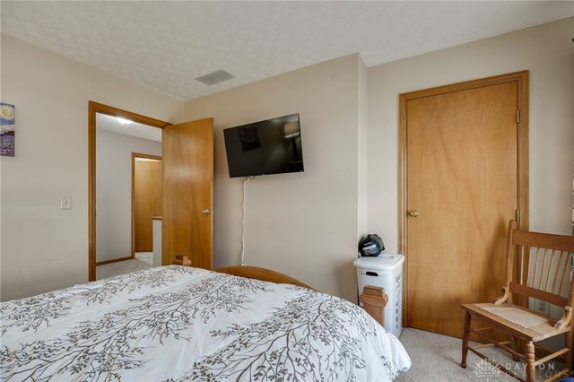 6322 Ring Neck Drive, Dayton, OH 45424