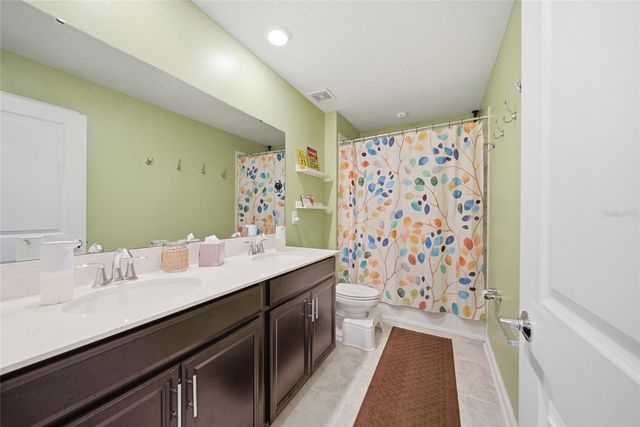 13 WHITE HORSE WAY, Groveland, FL 34736