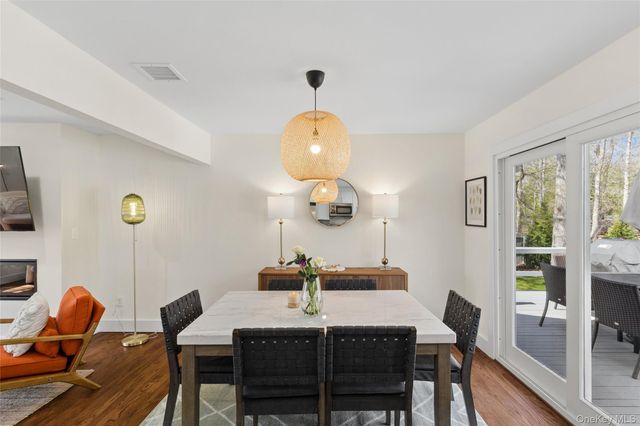 135 Pembroke Drive, East Hampton, NY 11937