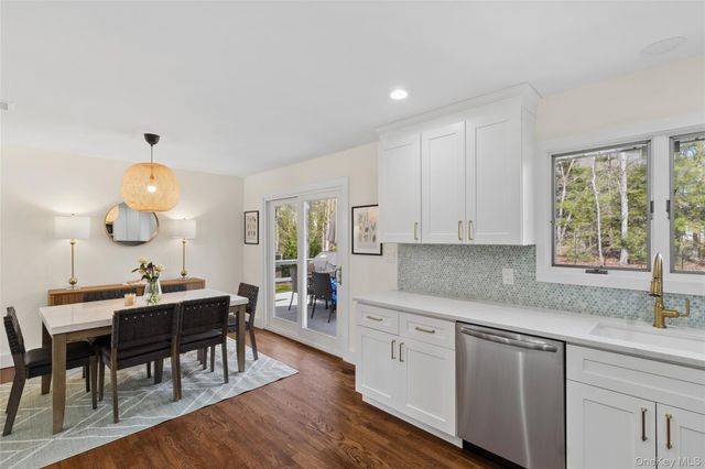 135 Pembroke Drive, East Hampton, NY 11937