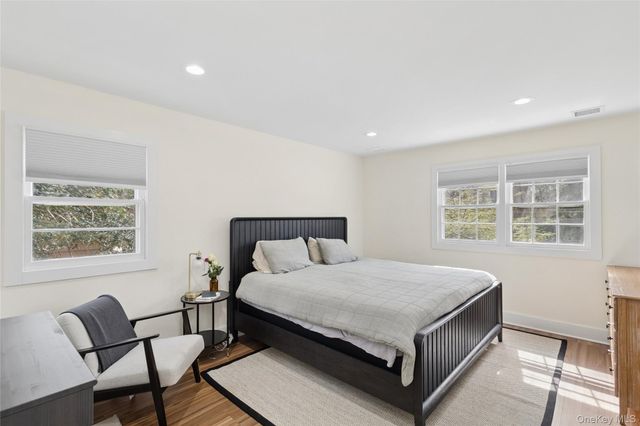 135 Pembroke Drive, East Hampton, NY 11937