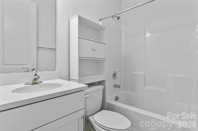 7893 Creek Park Drive, Denver, NC 28037