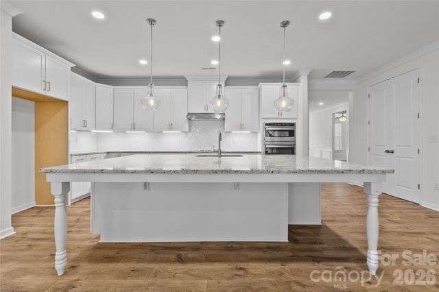 7893 Creek Park Drive, Denver, NC 28037