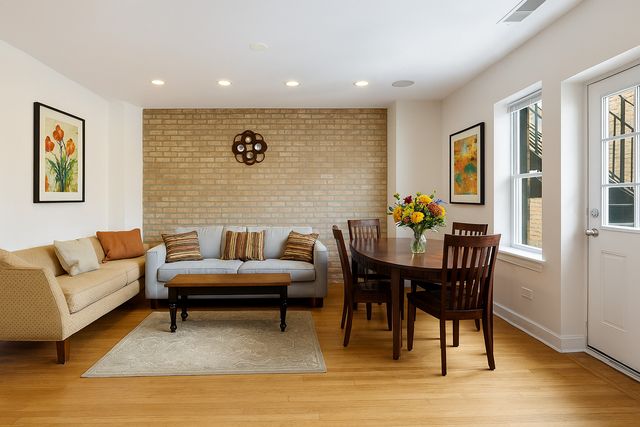 2935 W Rosemont Avenue 2, Chicago, IL 60659