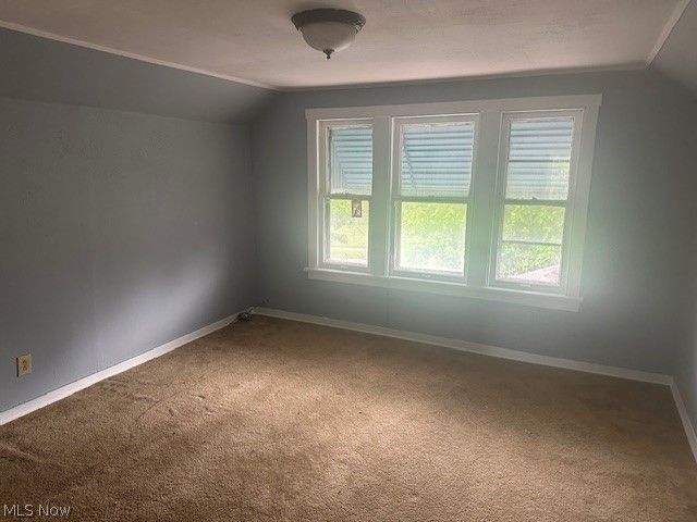 734 Cambridge Avenue, Youngstown, OH 44502