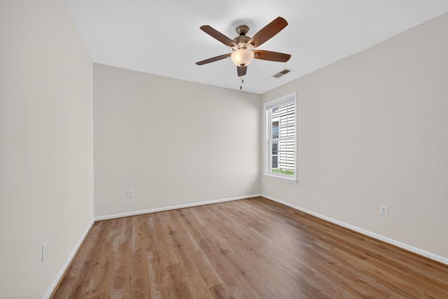 20598 CRESCENT POINTE PL, Ashburn, VA 20147
