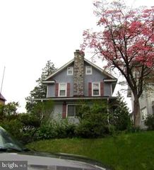 327 WAYNE AVE, Lansdowne, PA 19050