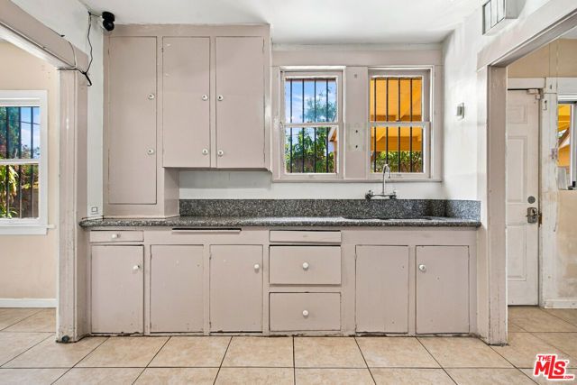 1223 Hague Court, Glendale, CA 91204