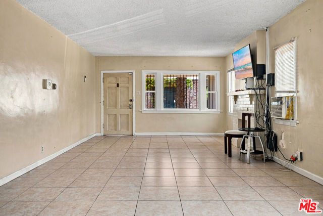 1223 Hague Court, Glendale, CA 91204
