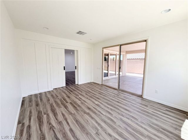 10619 Skye Paseo Avenue, Las Vegas, NV 89166