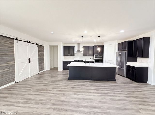 10619 Skye Paseo Avenue, Las Vegas, NV 89166