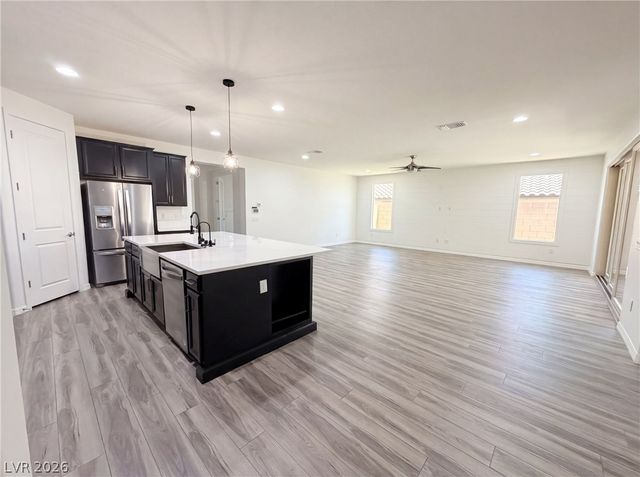 10619 Skye Paseo Avenue, Las Vegas, NV 89166
