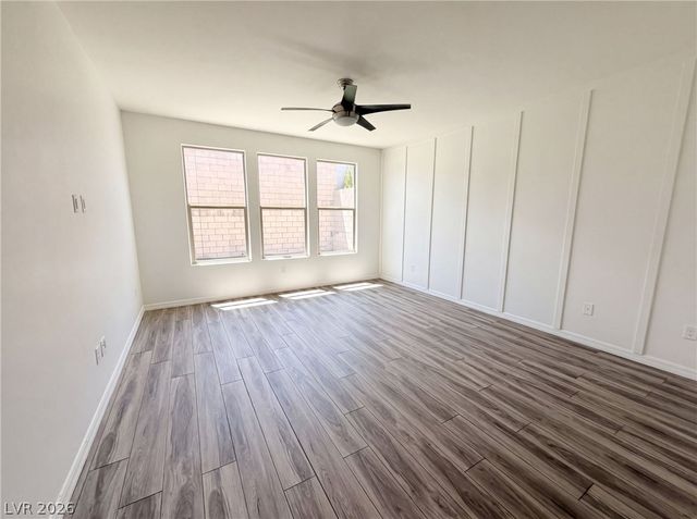 10619 Skye Paseo Avenue, Las Vegas, NV 89166