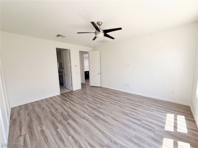 10619 Skye Paseo Avenue, Las Vegas, NV 89166