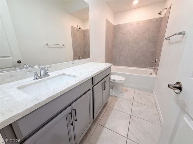 10619 Skye Paseo Avenue, Las Vegas, NV 89166