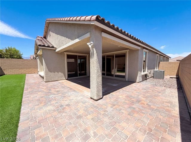10619 Skye Paseo Avenue, Las Vegas, NV 89166