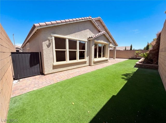 10619 Skye Paseo Avenue, Las Vegas, NV 89166