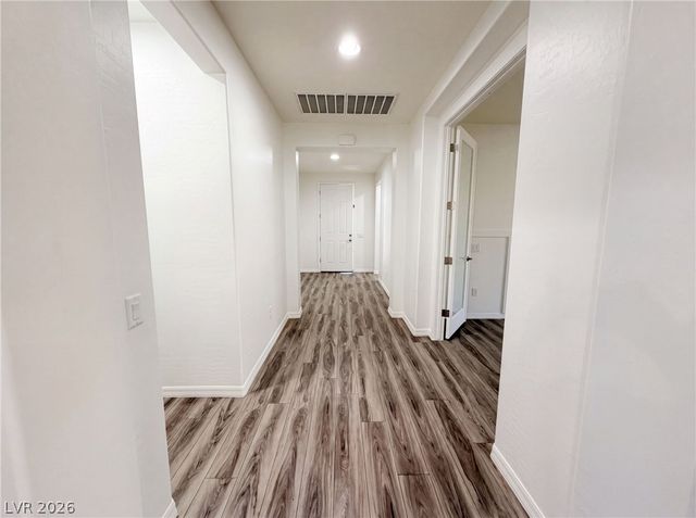 10619 Skye Paseo Avenue, Las Vegas, NV 89166