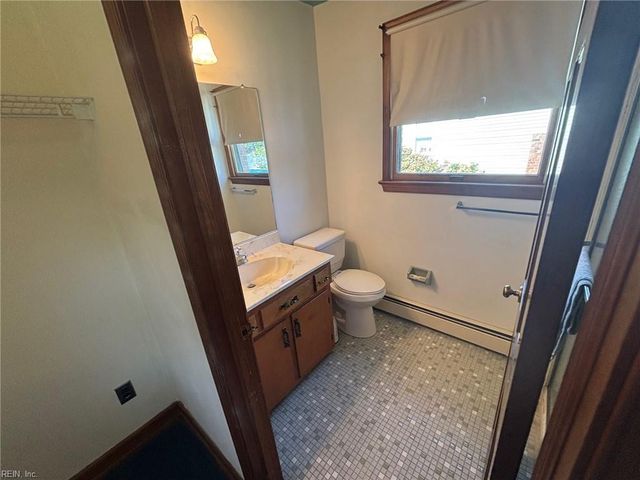 116 Battersea RD, Norfolk, VA 23503