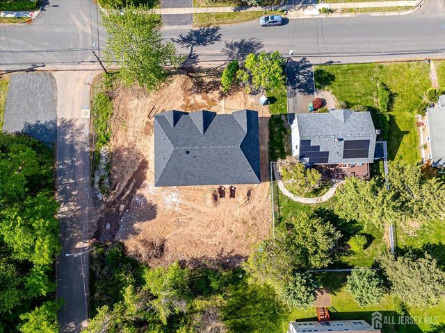 54 Nevsky Street, Edison, NJ 08820
