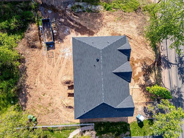 54 Nevsky Street, Edison, NJ 08820