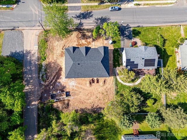 54 Nevsky Street, Edison, NJ 08820