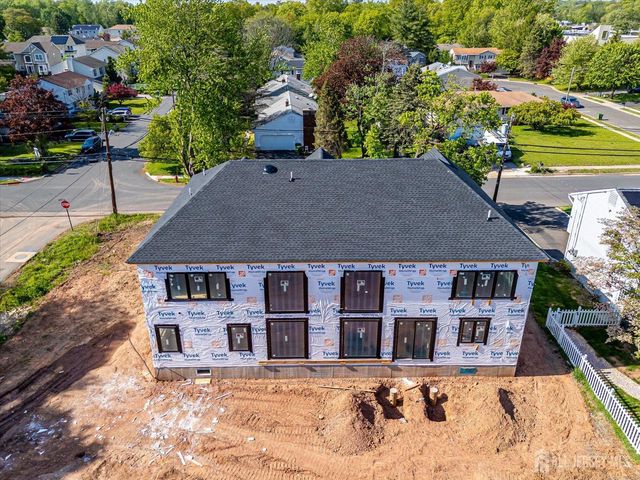 54 Nevsky Street, Edison, NJ 08820