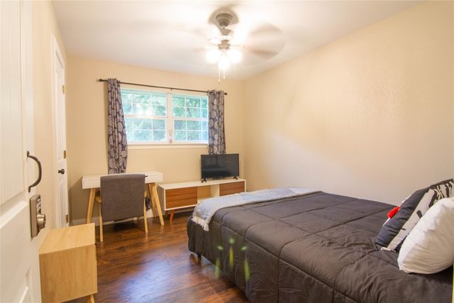 1211 Mcalpin Road, Midlothian, TX 76065