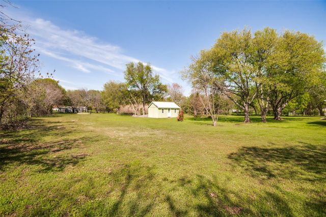 1211 Mcalpin Road, Midlothian, TX 76065