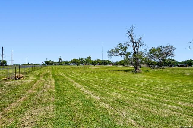 9830 Hildebrandt Rd, San Antonio, TX 78222