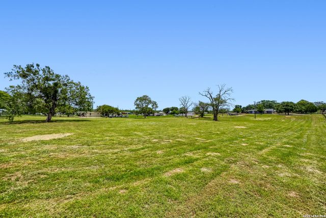 9830 Hildebrandt Rd, San Antonio, TX 78222