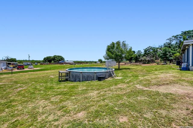 9830 Hildebrandt Rd, San Antonio, TX 78222