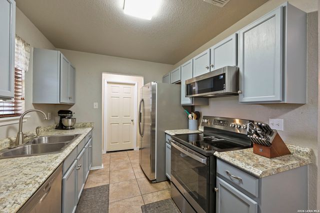 9830 Hildebrandt Rd, San Antonio, TX 78222